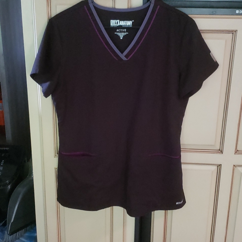 Greys anatomy scrub top M